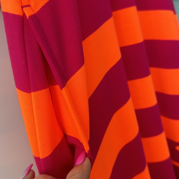 Oakley - Picture 9 of 9